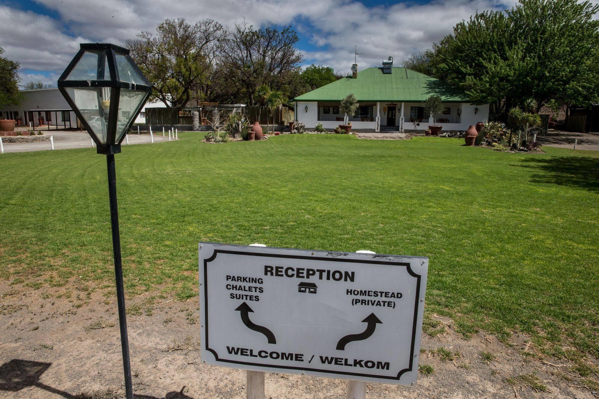 Olive Grove Guest Farm Vila Beaufort West Exterior foto