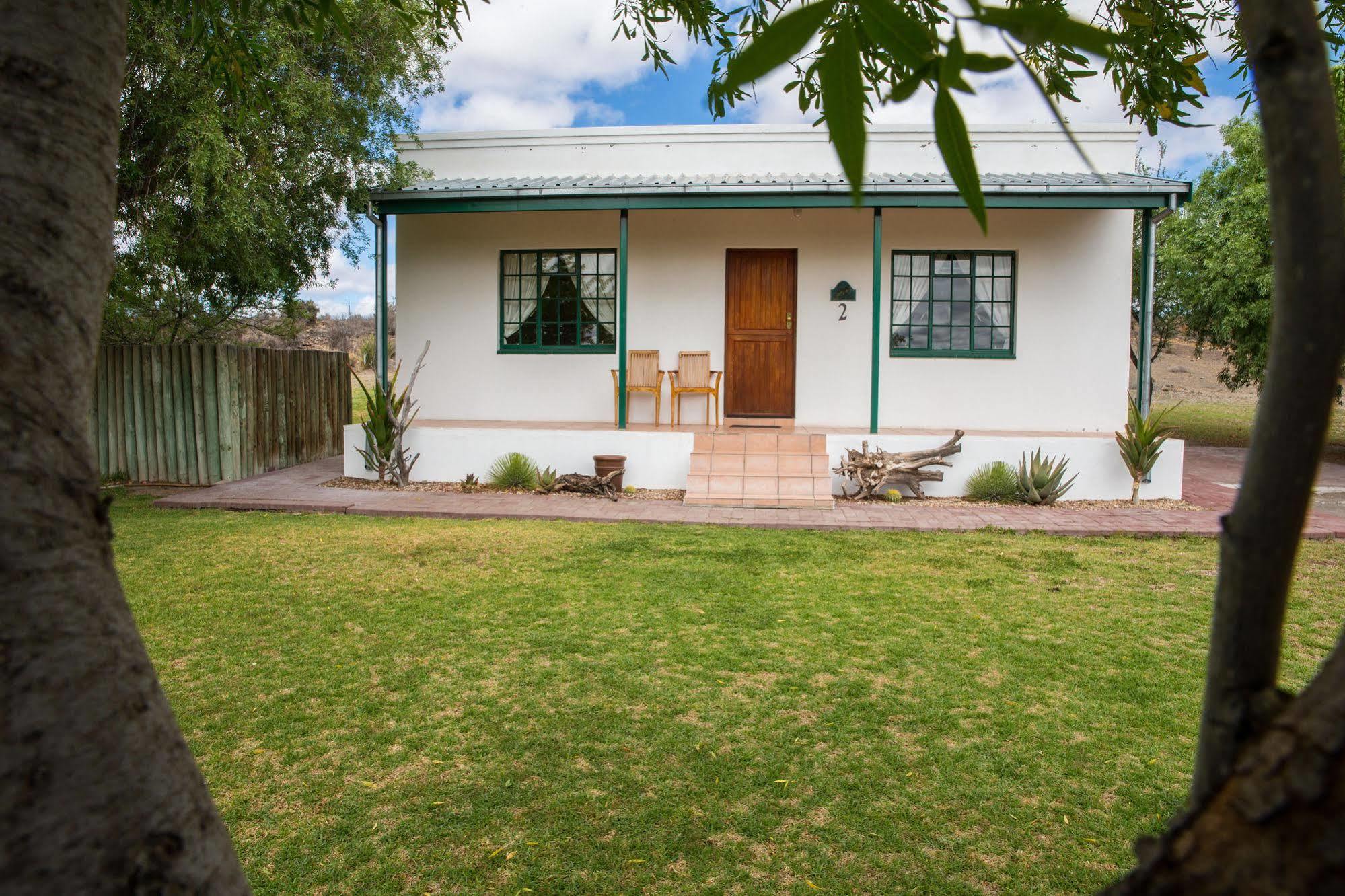Olive Grove Guest Farm Vila Beaufort West Exterior foto