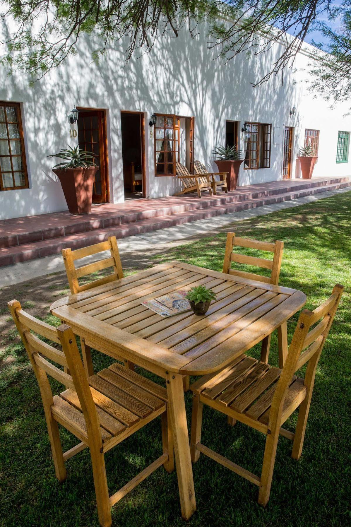 Olive Grove Guest Farm Vila Beaufort West Exterior foto
